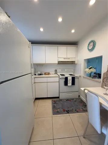 9001 Sunrise Lakes Boulevard Sunrise FL 33322