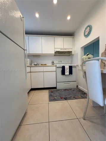 9001 Sunrise Lakes Boulevard Sunrise FL 33322