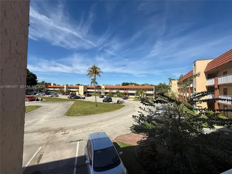 9001 Sunrise Lakes Boulevard Sunrise FL 33322