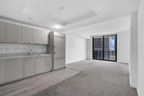 45 SW 9th Street Miami FL 33130