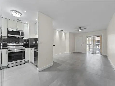 15639 SW 73rd Circle Terrace Miami FL 33193
