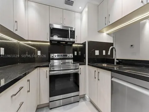 15639 SW 73rd Cir Terrace Miami FL 33193