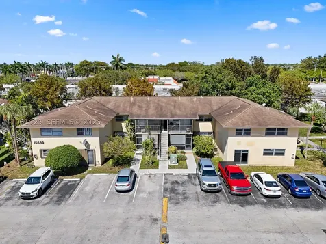 15639 SW 73rd Cir Terrace Miami FL 33193