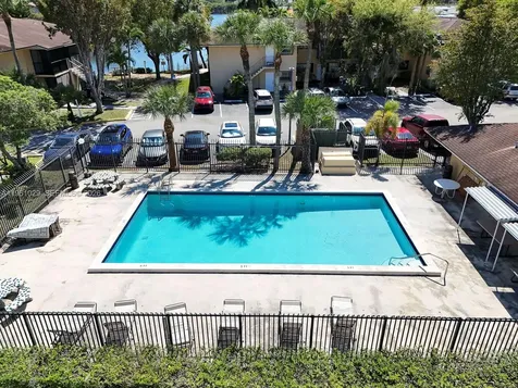 15639 SW 73rd Circle Terrace Miami FL 33193