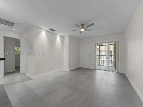 15639 SW 73rd Cir Terrace Miami FL 33193