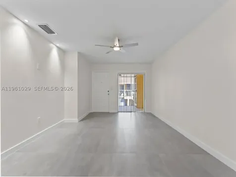 15639 SW 73rd Cir Terrace Miami FL 33193