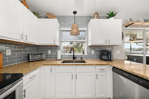 1531 Killarney Sebring FL 33870