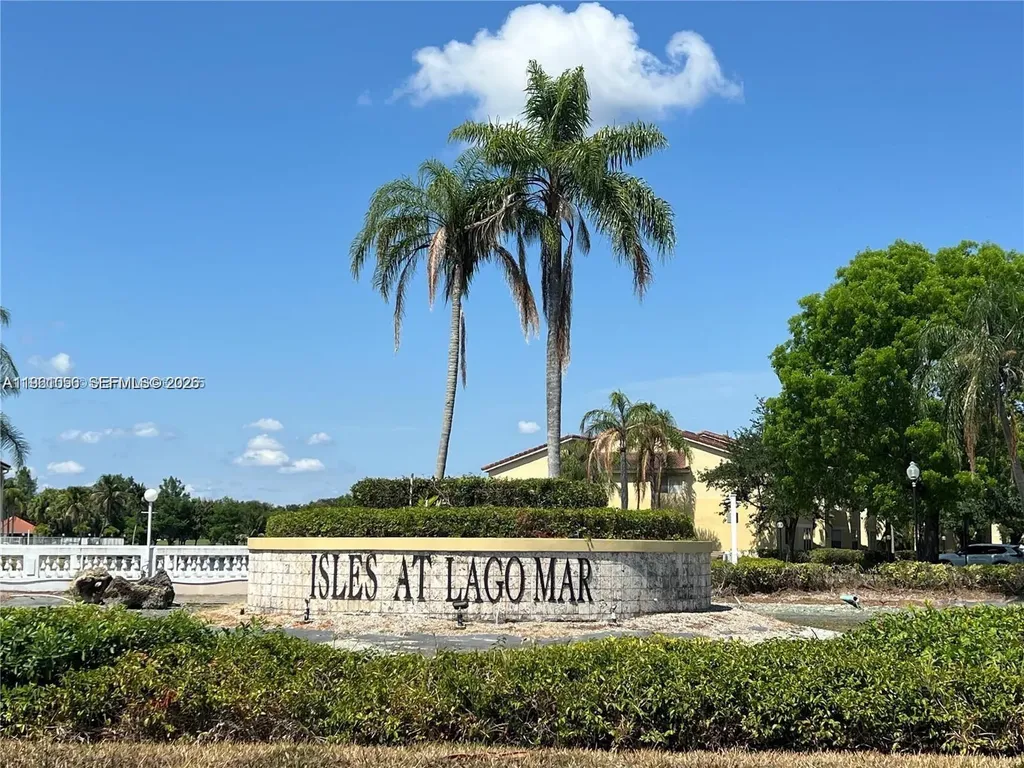 12760 Vista Isles Drive Sunrise FL 33325