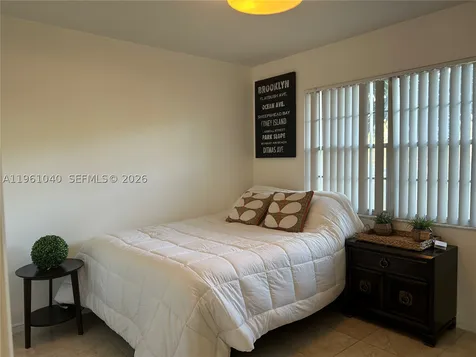 100 SW 130th Terrace Pembroke Pines FL 33027