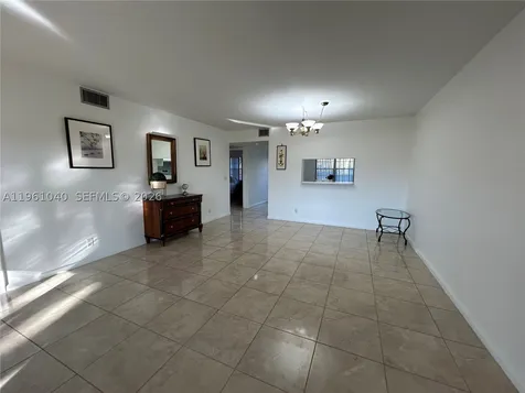 100 SW 130th Terrace Pembroke Pines FL 33027