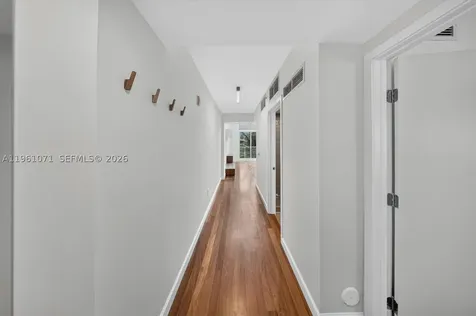 245 Michigan Avenue Miami Beach FL 33139