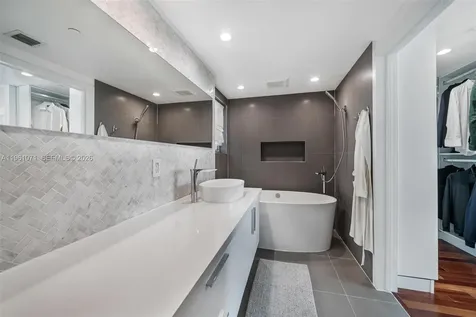 245 Michigan Avenue Miami Beach FL 33139