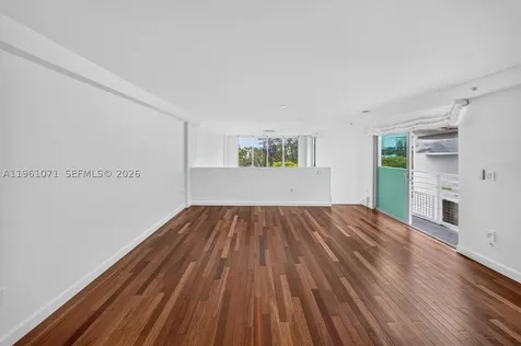 245 Michigan Avenue Miami Beach FL 33139