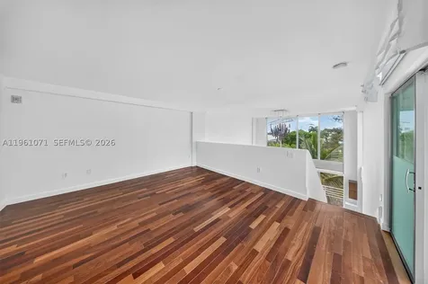 245 Michigan Avenue Miami Beach FL 33139