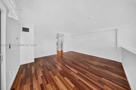 245 Michigan Avenue Miami Beach FL 33139
