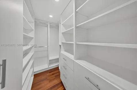 245 Michigan Avenue Miami Beach FL 33139