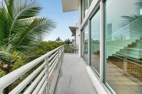 245 Michigan Avenue Miami Beach FL 33139