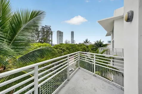 245 Michigan Avenue Miami Beach FL 33139