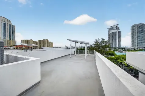 245 Michigan Avenue Miami Beach FL 33139