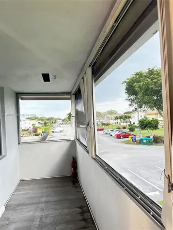 220 Cambridge I West Palm Beach FL 33417