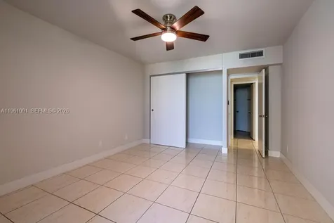 5401 Collins Avenue Miami Beach FL 33140
