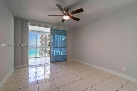 5401 Collins Avenue Miami Beach FL 33140