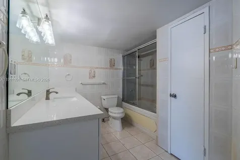 5401 Collins Avenue Miami Beach FL 33140