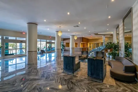 5401 Collins Avenue Miami Beach FL 33140