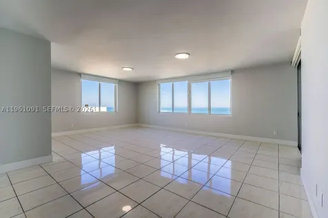 5401 Collins Avenue Miami Beach FL 33140