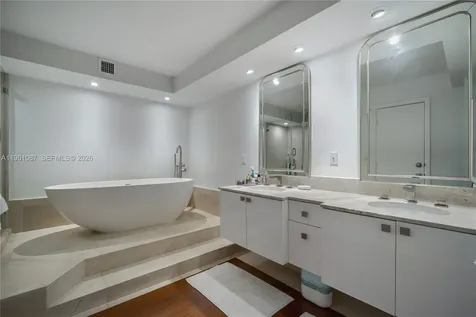 1111 Crandon Boulevard Key Biscayne FL 33149