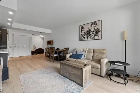 45 SW 9th Street Miami FL 33130