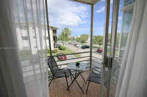 16750 NE 14th Avenue Miami FL 33162