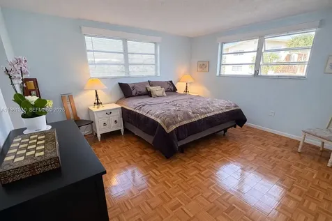 16750 NE 14th Avenue Miami FL 33162