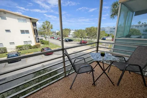 16750 NE 14th Avenue Miami FL 33162