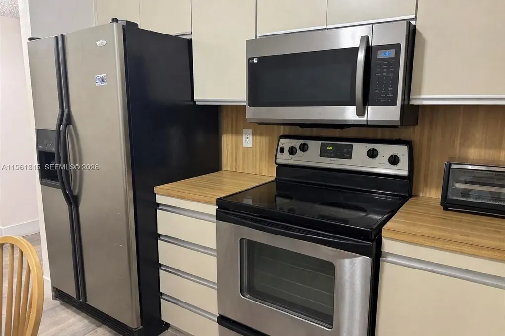 2500 Parkview Drive Hallandale Beach FL 33009