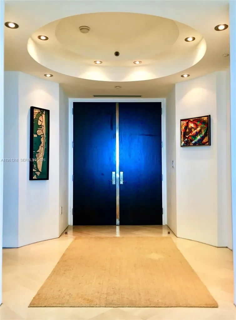 100 S Pointe Drive Miami Beach FL 33139