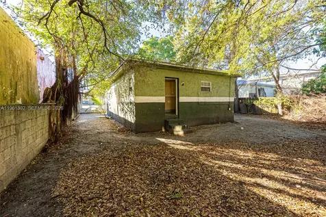 4719 NW 32nd Avenue Miami FL 33142