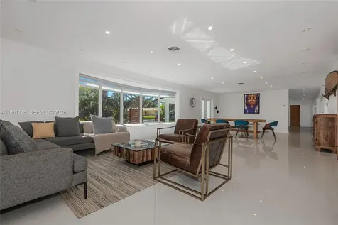 4121 SW 3rd Street Plantation FL 33317