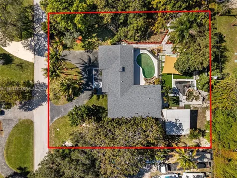 4121 SW 3rd Street Plantation FL 33317