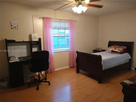 7554 Stirling Road Davie FL 33024
