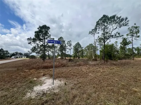 714 Giorgio Avenue Lehigh Acres FL 33974