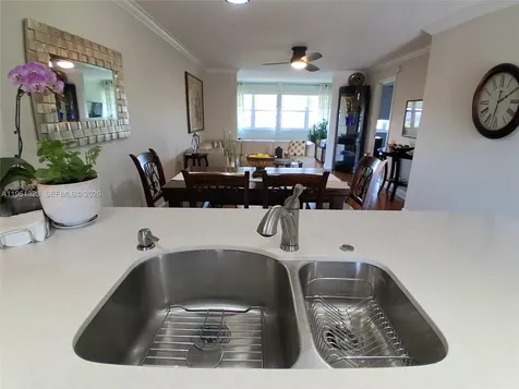 2635 NW 104th Avenue Sunrise FL 33322
