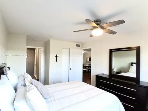2635 NW 104th Avenue Sunrise FL 33322