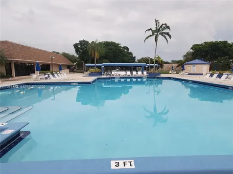 2635 NW 104th Avenue Sunrise FL 33322