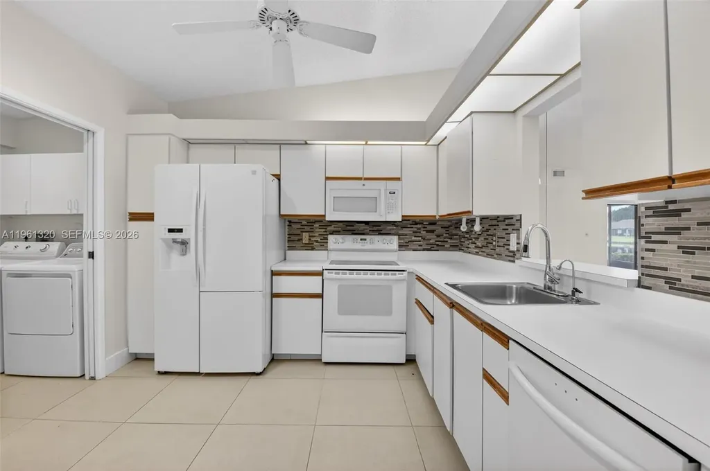 8200 Whispering Palm Drive Boca Raton FL 33496