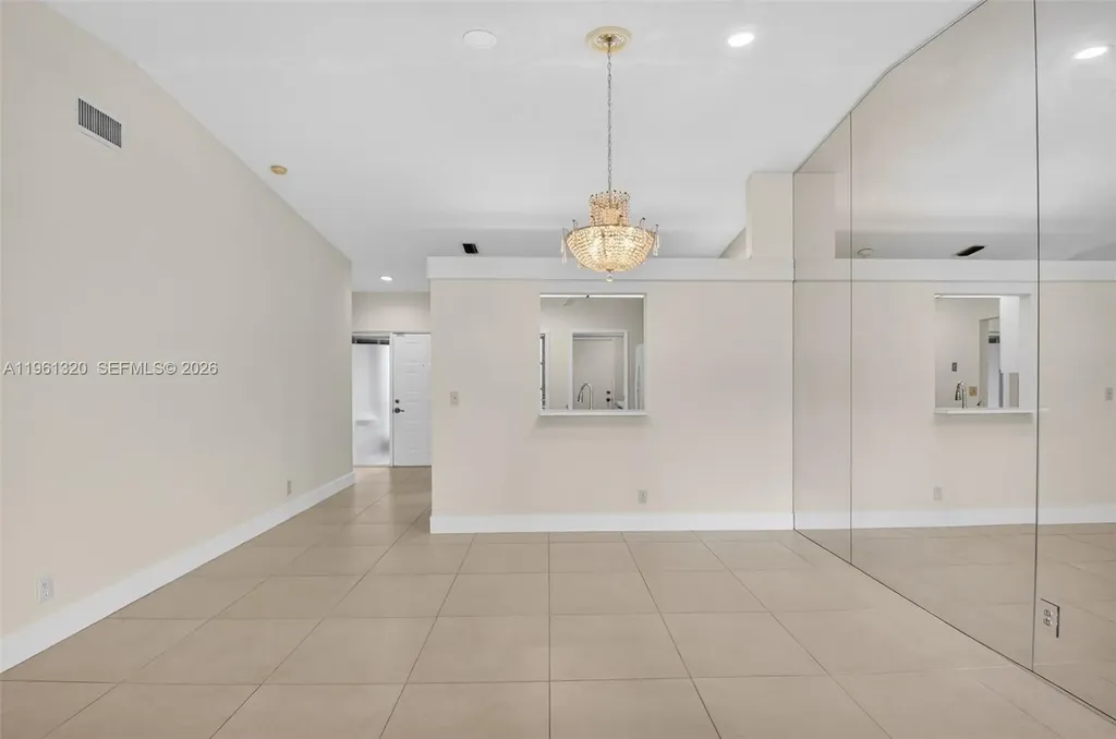 8200 Whispering Palm Drive Boca Raton FL 33496