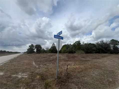 2805 E 16 Street Lehigh Acres FL 33972