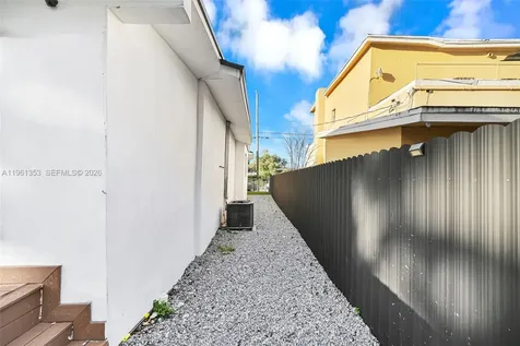 112 NW 53rd Street Miami FL 33127