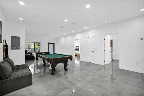 112 NW 53rd Street Miami FL 33127