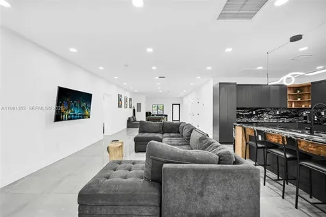 112 NW 53rd Street Miami FL 33127